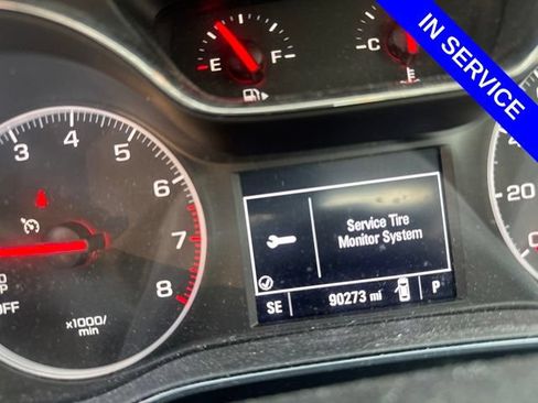 Used 2019 Chevrolet Cruze LT FWD image 5
