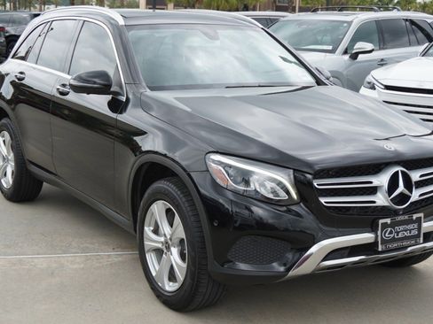 Used 2018 Mercedes-Benz GLC 300 image 4