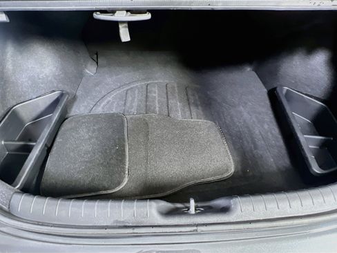 Used 2023 Hyundai Elantra SEL w/ Convenience Package FWD image 25