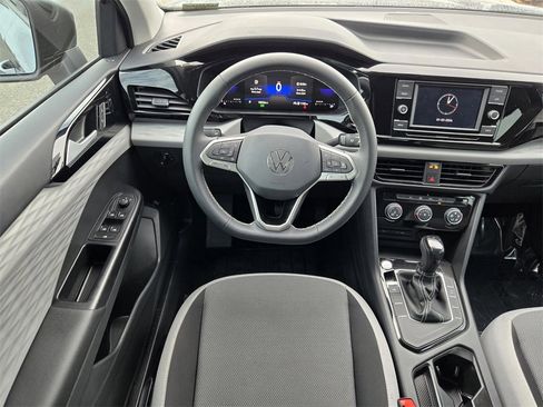 Used 2023 Volkswagen Taos S image 13