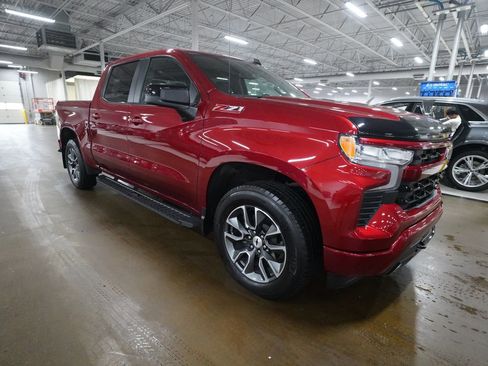 Certified 2024 Chevrolet Silverado 1500 RST AWD/4WD image 35