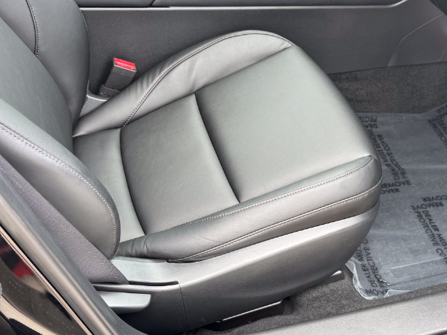 Used 2022 MAZDA MAZDA3 s FWD image 11