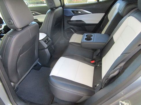 New 2026 Chevrolet Equinox EV LT w/ Convenience Package II image 17