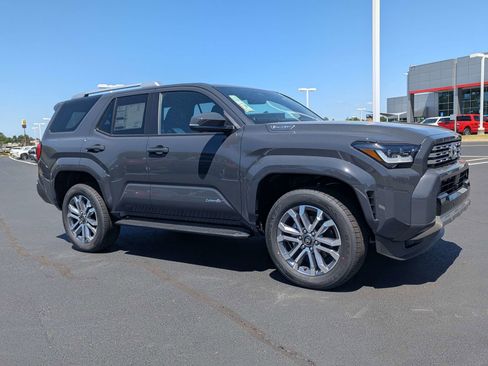New 2026 Toyota 4Runner Limited AWD/4WD image 2