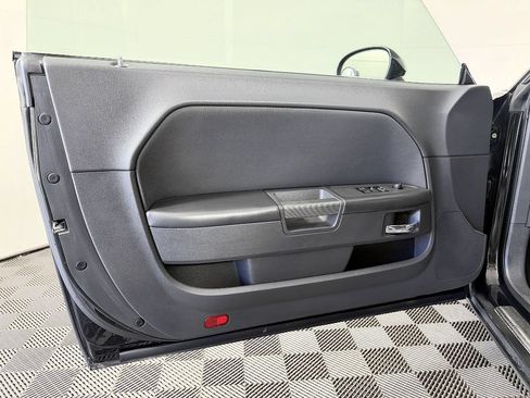 Used 2012 Dodge Challenger R/T RWD image 27