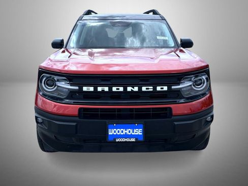 Used 2022 Ford Bronco Sport Outer Banks w/ Tech Package AWD/4WD image 2