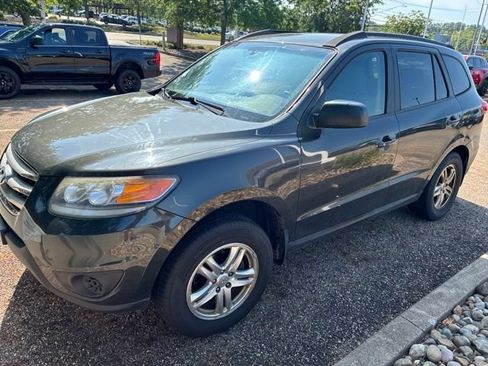 Used 2012 Hyundai Santa Fe GLS FWD image 1