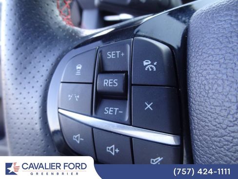 Certified 2025 Ford Explorer ST-Line AWD/4WD image 17