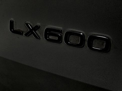 Used 2022 Lexus LX 600 F Sport image 34