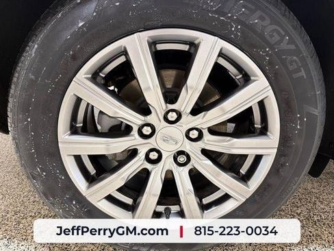 Used 2022 Cadillac XT4 Premium Luxury w/ Enhanced Visibility Package FWD image 27