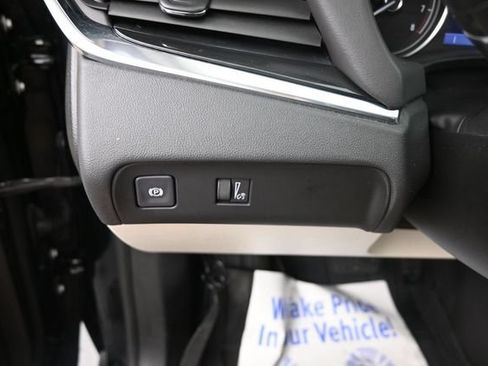 Used 2022 Buick Enclave Essence w/ Experience Buick Package FWD image 25