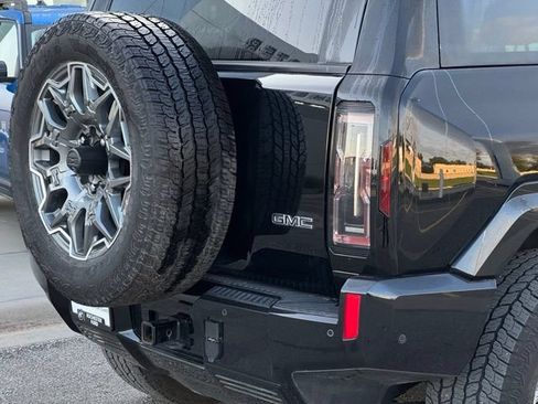 Used 2024 GMC Hummer EV 3X w/ LPO, Illumination Package AWD/4WD image 52
