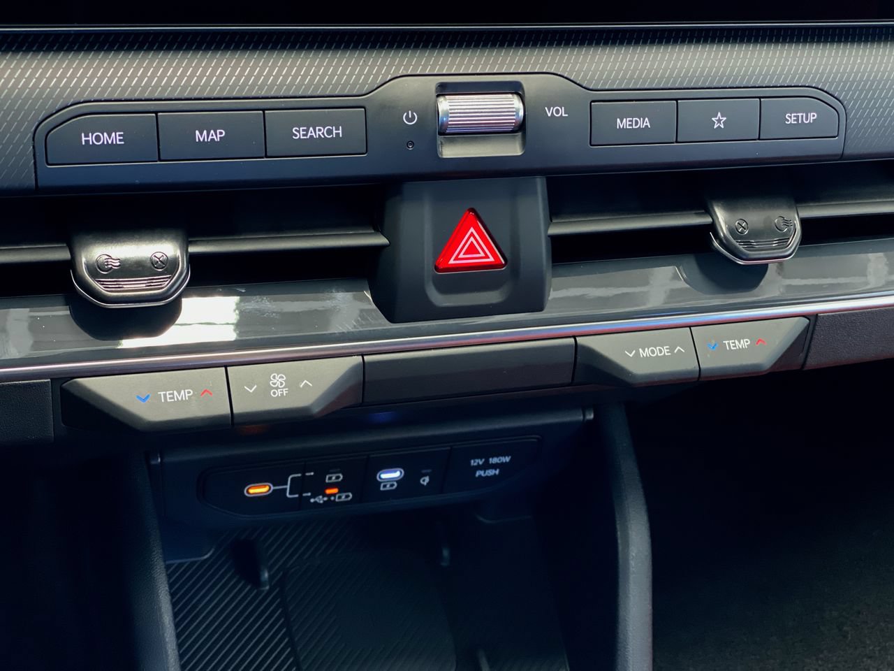 New 2026 Kia K4 GT-Line FWD image 24