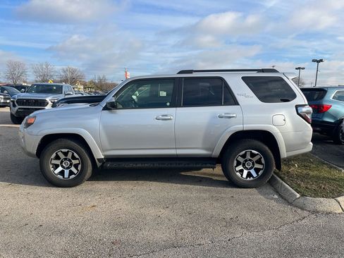 Certified 2024 Toyota 4Runner TRD Off-Road image 32
