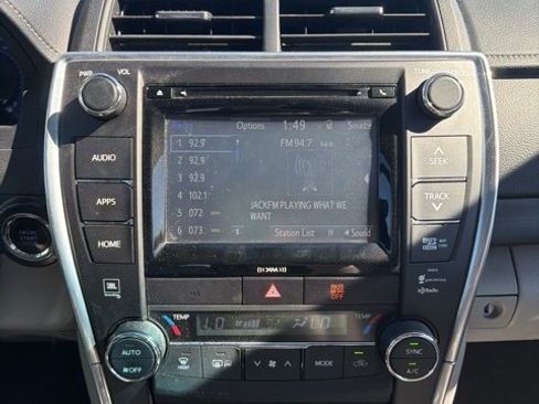 Certified 2017 Toyota Camry XLE image 15