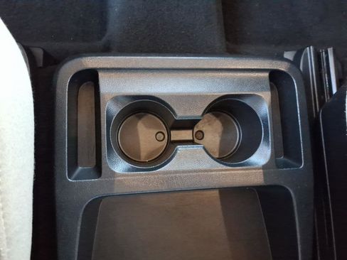 Used 2020 Ford Explorer Limited image 13