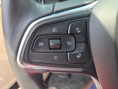 Used 2022 Buick Envision Avenir w/ Technology Package II AWD/4WD image 23