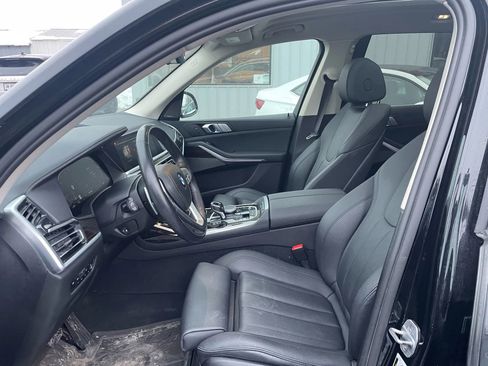 Used 2021 BMW X7 xDrive40i w/ Premium Package image 19