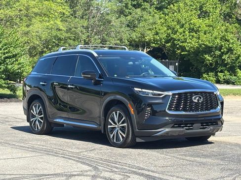Used 2023 INFINITI QX60 Sensory w/ Vision Package AWD/4WD image 1
