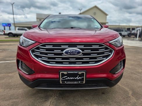 Used 2023 Ford Edge Titanium AWD/4WD image 2