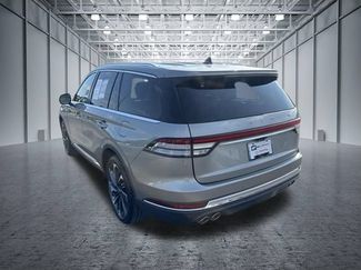 Used 2023 Lincoln Aviator Reserve w/ Equipment Group 201A AWD/4WD video 3