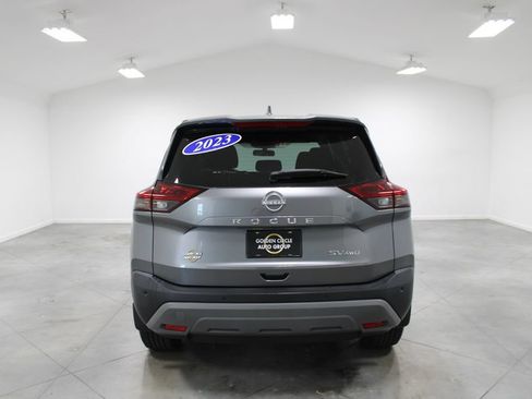 Used 2023 Nissan Rogue SV AWD/4WD image 8