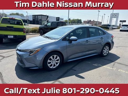 Used 2024 Toyota Corolla LE FWD image 5