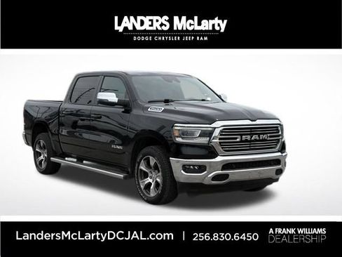 Used 2023 RAM 1500 Laramie AWD/4WD image 1