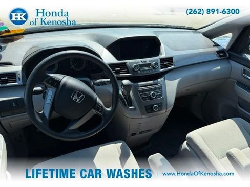 Used 2016 Honda Odyssey LX image 4