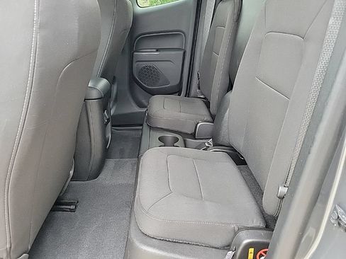 Used 2020 Chevrolet Colorado LT w/ LT Convenience Package AWD/4WD image 15
