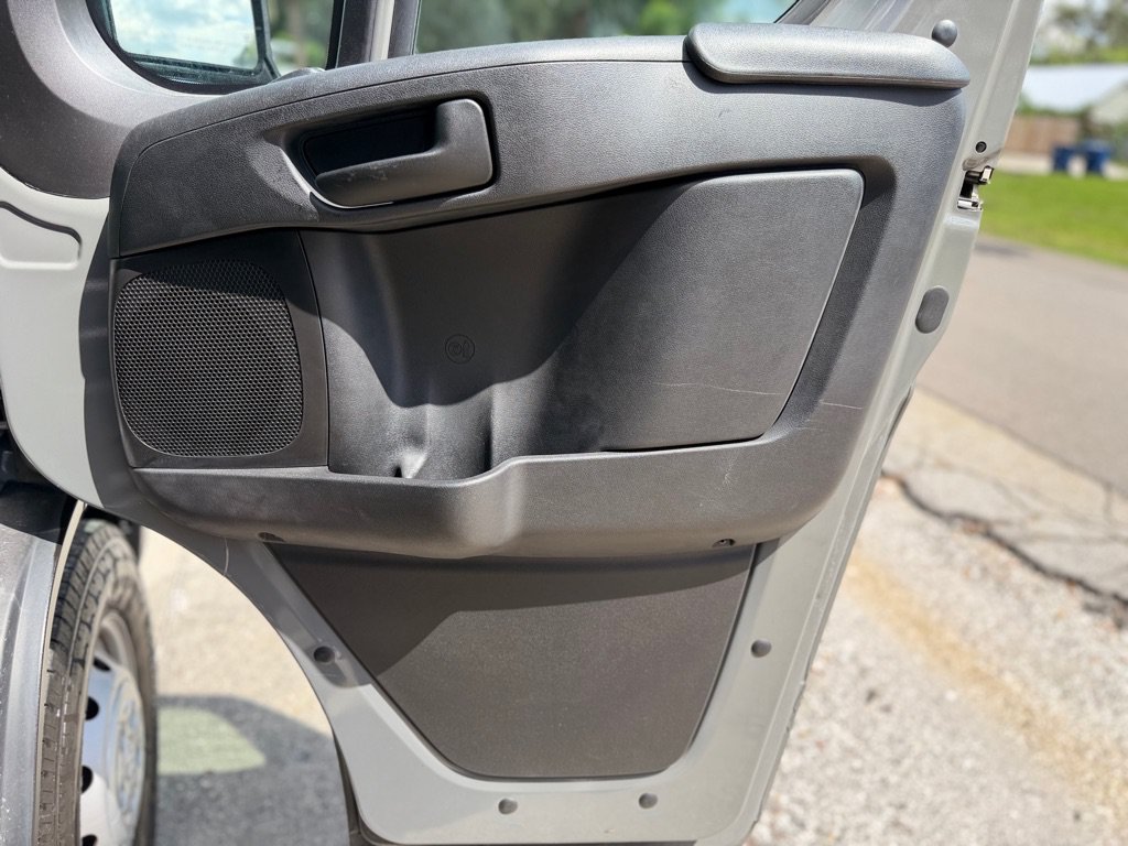 Used 2023 RAM ProMaster 1500 w/ Lane Management Group FWD image 31