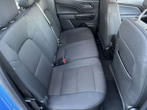 Used 2025 GMC Canyon Elevation image 24