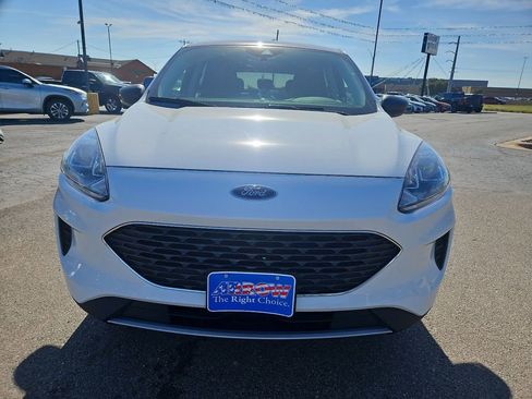 Used 2022 Ford Escape SE w/ Convenience Package image 3