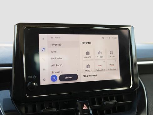 Used 2023 Toyota Corolla LE image 8