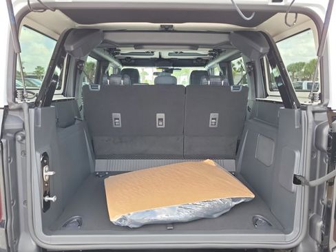 New 2026 Ford Bronco Heritage Edition AWD/4WD image 11