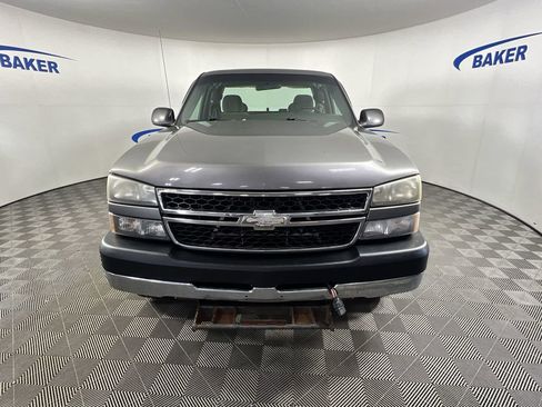 Used 2007 Chevrolet Silverado 2500 W/T w/ Skid Plate Package AWD/4WD image 3