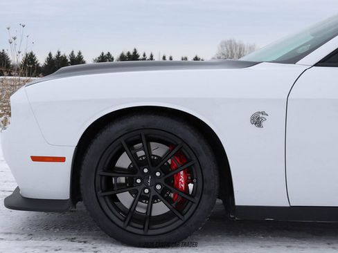 Used 2023 Dodge Challenger SRT Hellcat image 4