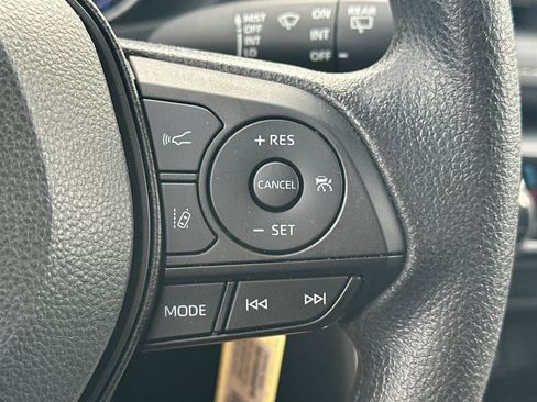 Certified 2025 Toyota RAV4 LE AWD/4WD image 39