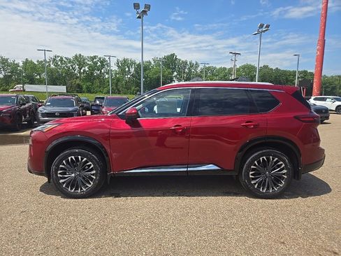 New 2026 Nissan Rogue Platinum AWD/4WD image 4