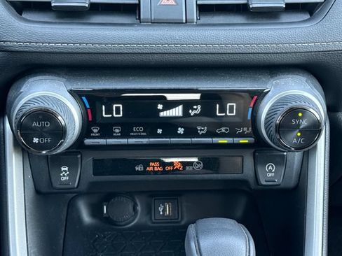 Used 2023 Toyota RAV4 XLE w/ Convenience Package AWD/4WD image 31