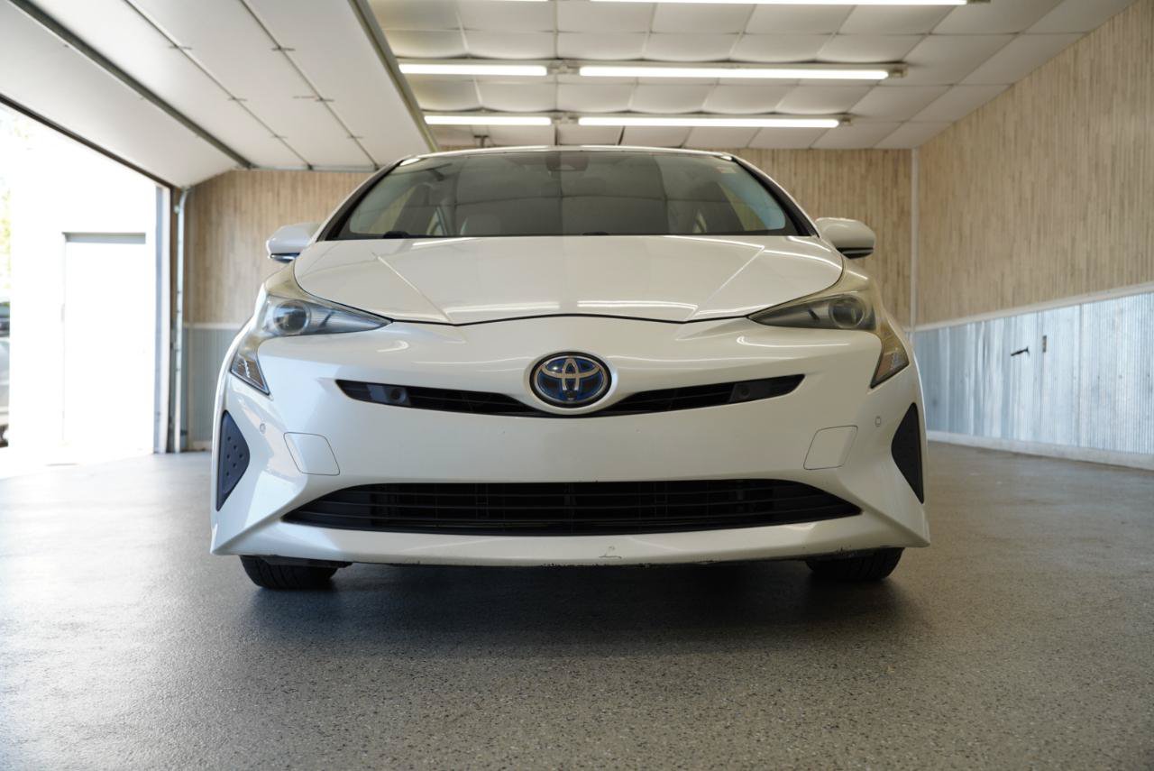 Used 2017 Toyota Prius Two w/ Prius Two Safety Plus Package FWD image 2