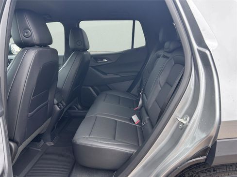 New 2026 Chevrolet Equinox LT w/ Convenience Package II image 28