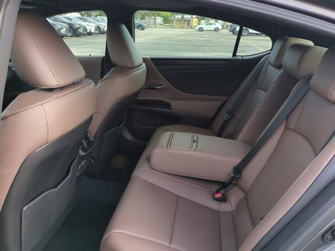 New 2025 Lexus ES 350 w/ Premium Package image 13