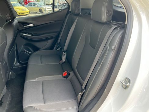 Used 2025 Buick Encore GX Preferred image 32