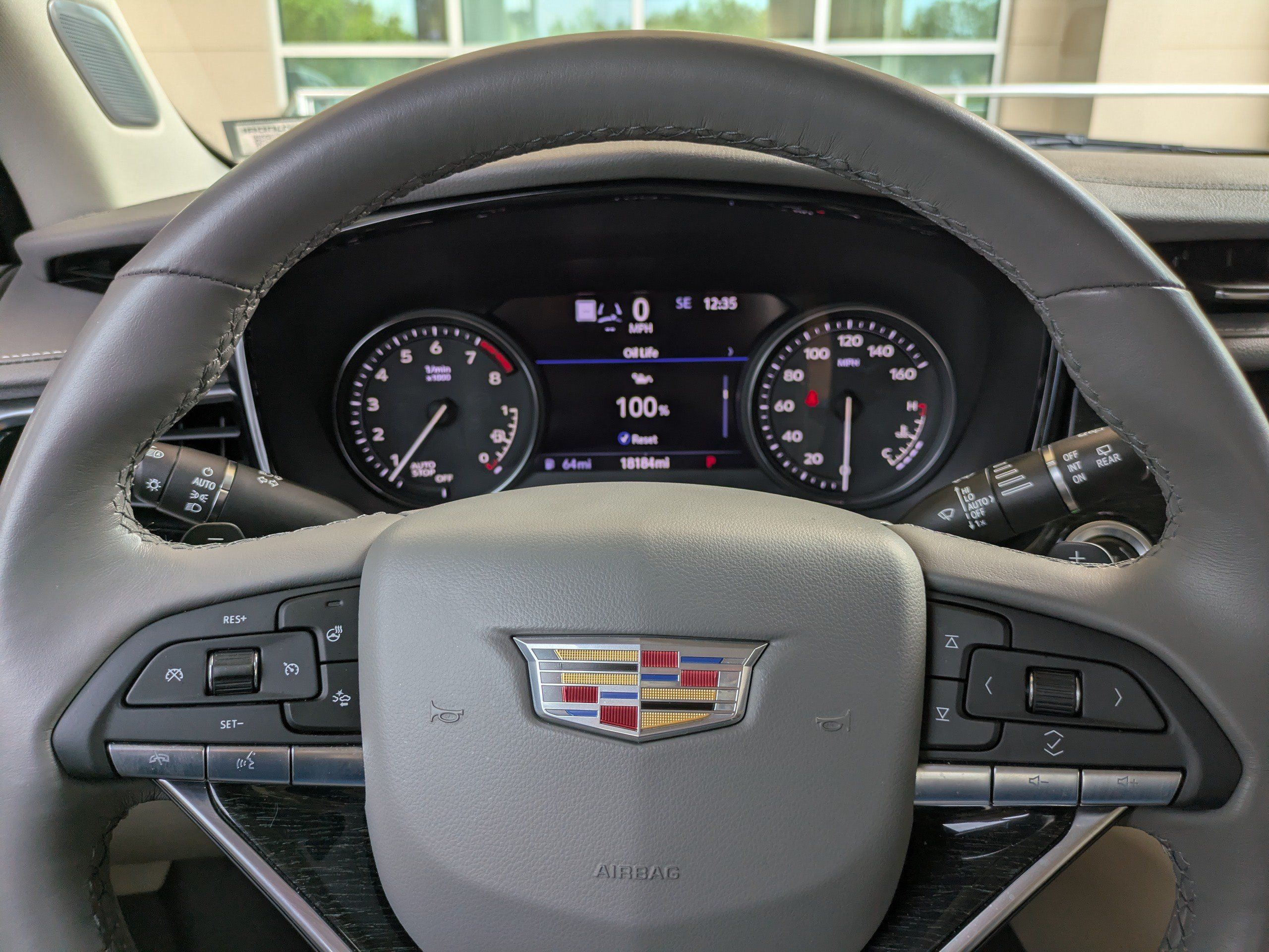 Used 2023 Cadillac XT6 Premium Luxury w/ Technology Package FWD image 28