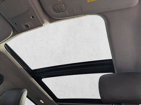 Used 2019 Ford F150 Limited w/ Trailer Tow Package image 17