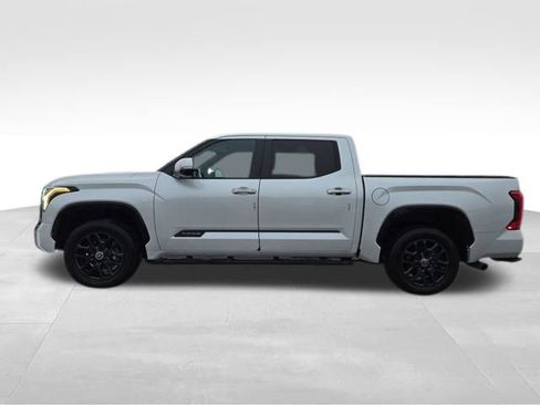 Used 2024 Toyota Tundra Platinum image 9