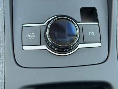 Used 2025 Volkswagen Tiguan S FWD image 22