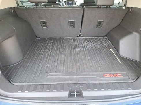 Used 2024 GMC Terrain Denali w/ Denali Premium Package AWD/4WD image 27
