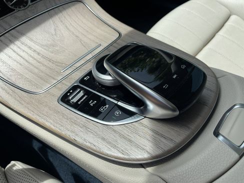 Used 2019 Mercedes-Benz E 450 Coupe image 22